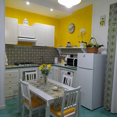הוילה קסטלמרה די סטביה La Casa Di Mau מראה חיצוני תמונה